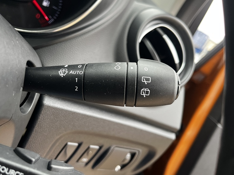 Renault Captur dCi ENERGY Dynamique S Nav - U234