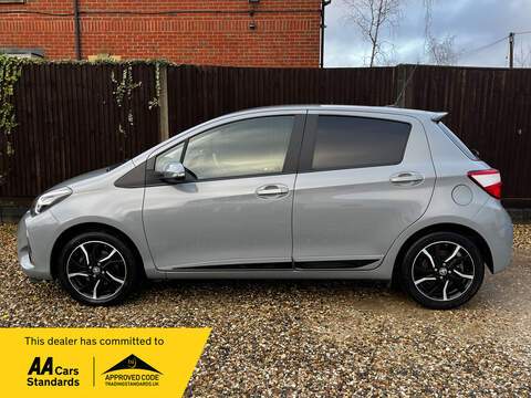 Toyota Yaris 1.5 SKYACTIV-G Sport Nav Hatchback 5dr Petrol Auto Euro 6 (s/s) (90 ps)