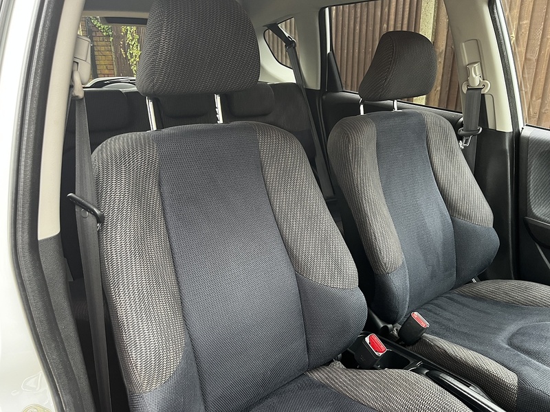 Honda Jazz i-VTEC ES Plus T - U236