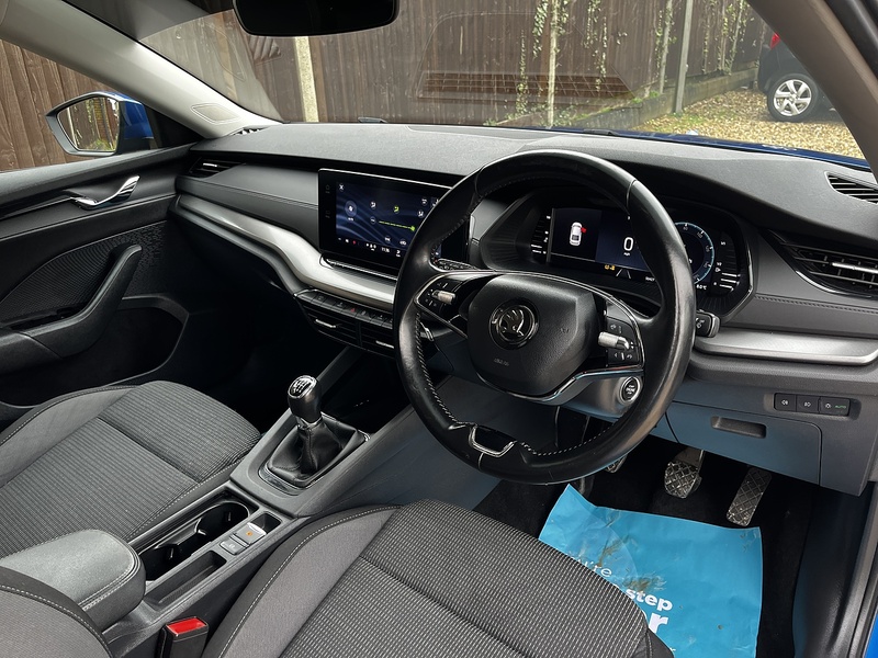 Skoda Octavia TSI SE Technology - U237