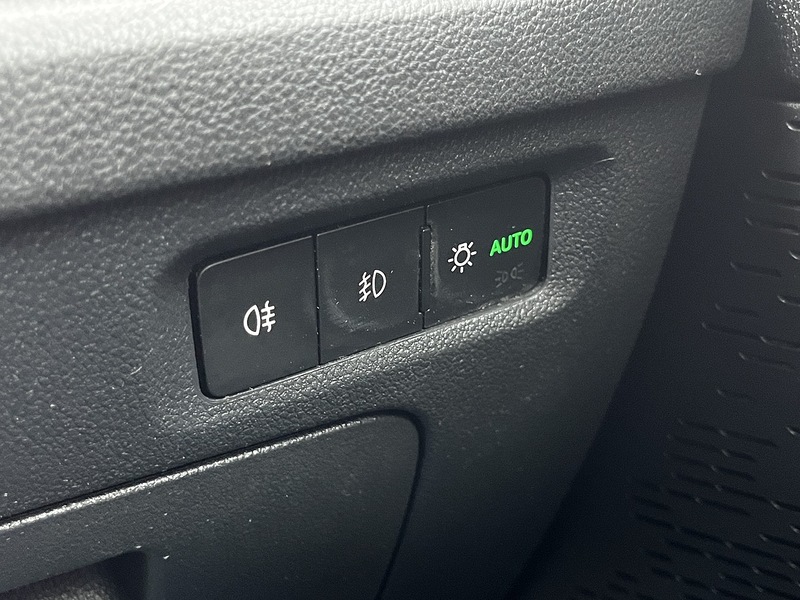 Skoda Octavia TSI SE Technology - U237