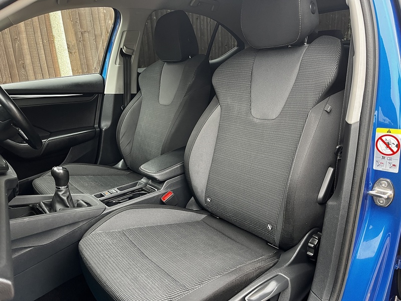 Skoda Octavia TSI SE Technology - U237