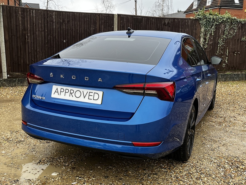 Skoda Octavia TSI SE Technology - U237