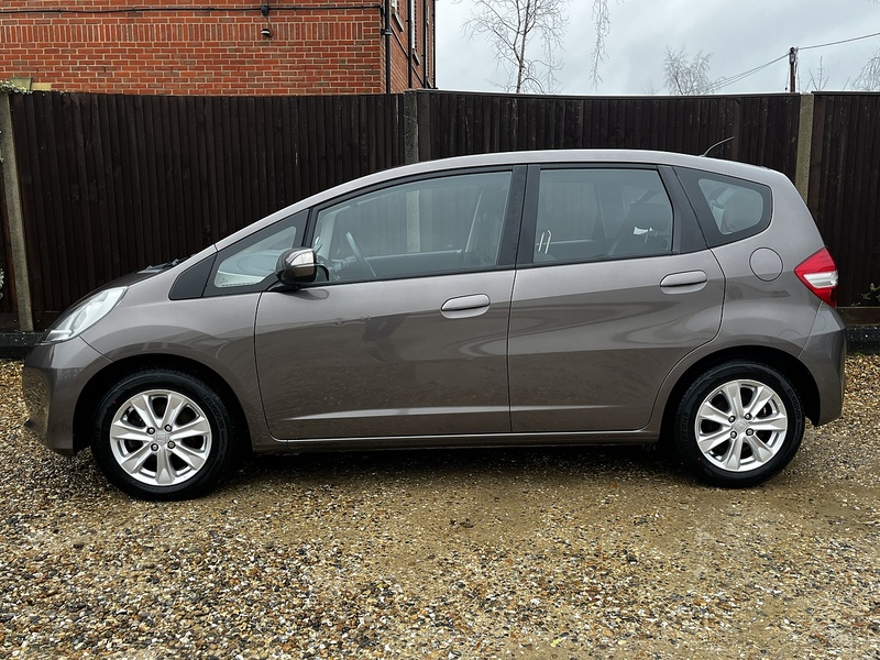 Honda Jazz i-VTEC ES - U238