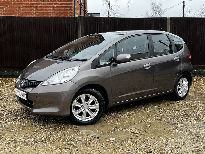 Honda Jazz i-VTEC ES - U238