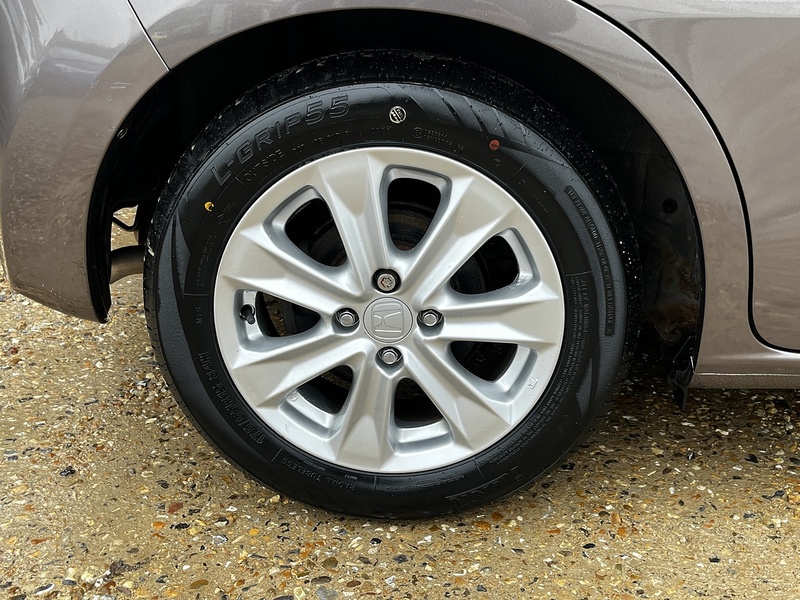 Honda Jazz i-VTEC ES - U238