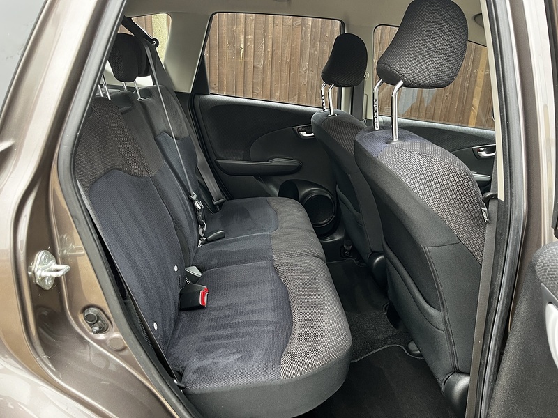 Honda Jazz i-VTEC ES - U238