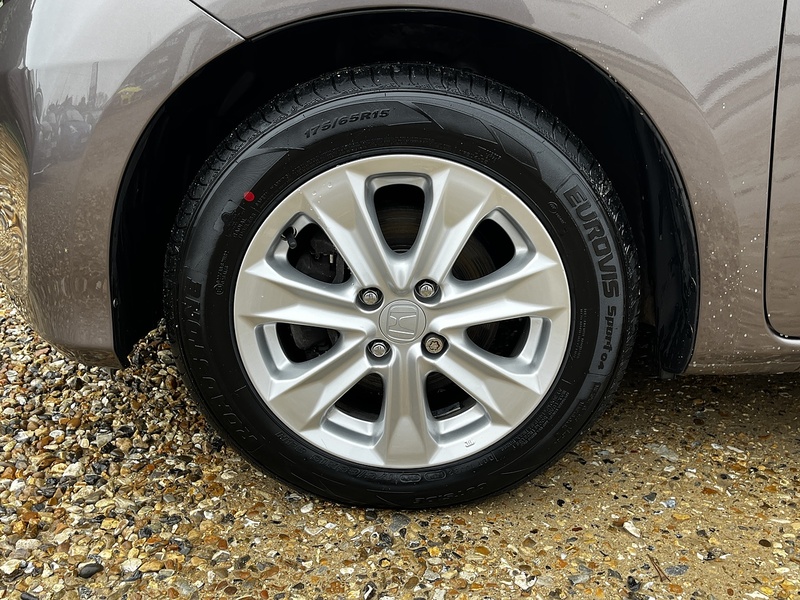 Honda Jazz i-VTEC ES - U238