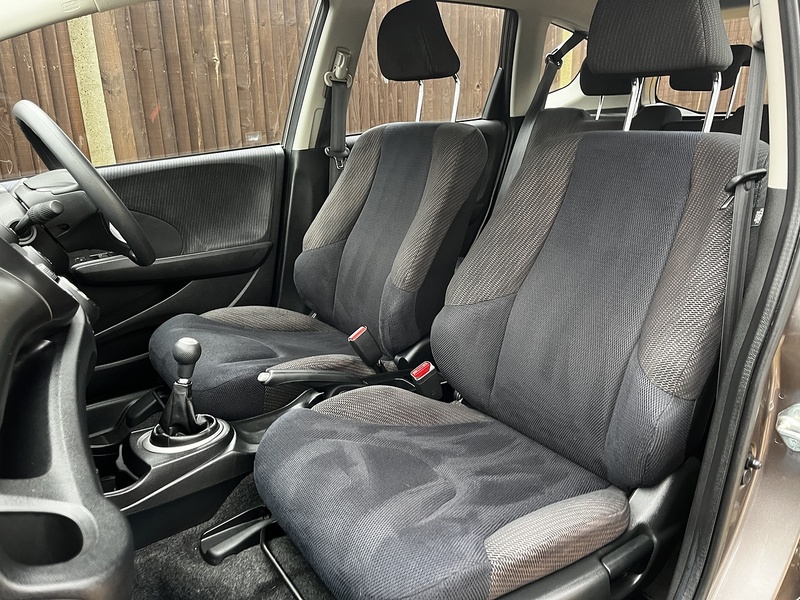 Honda Jazz i-VTEC ES - U238