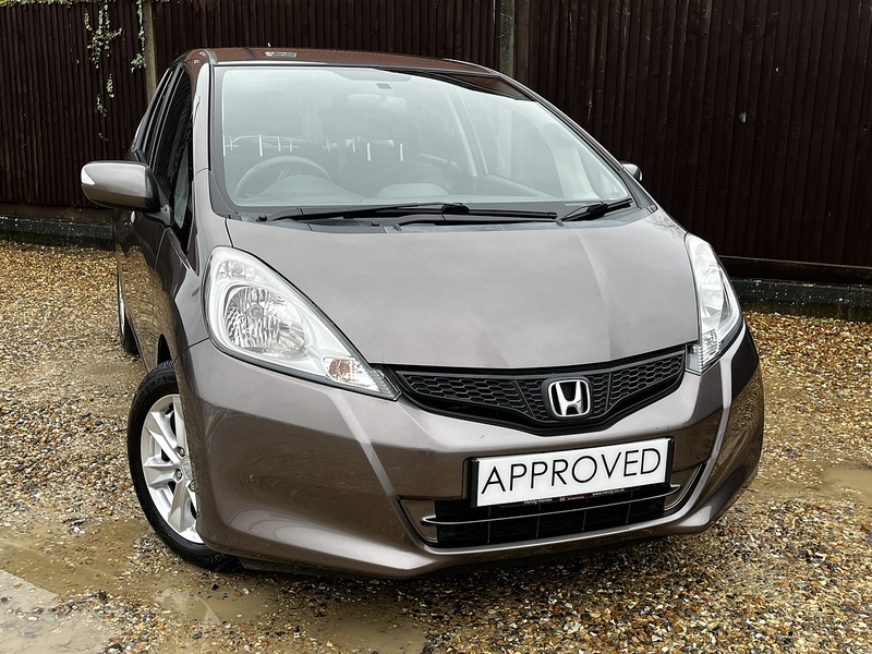 Honda Jazz i-VTEC ES - U238