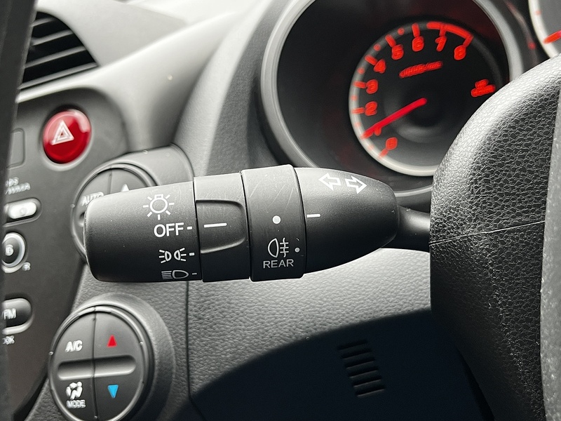 Honda Jazz i-VTEC ES - U238