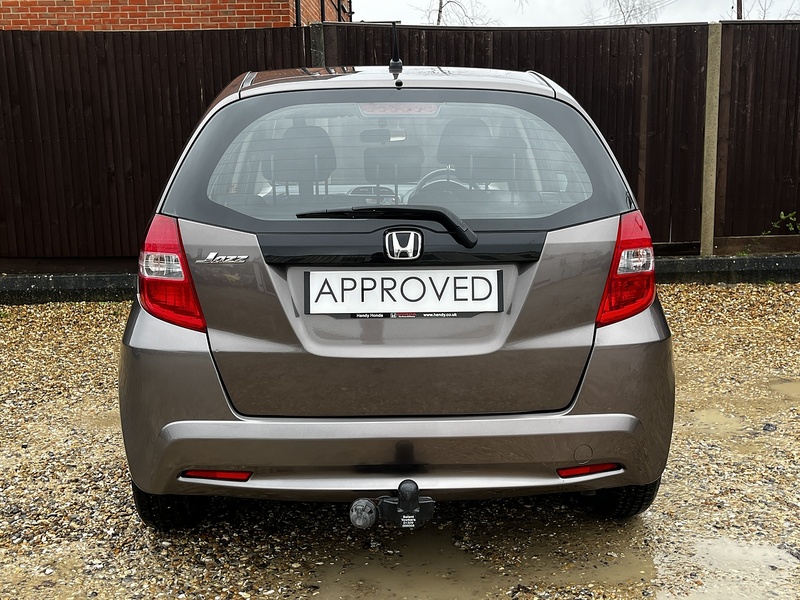 Honda Jazz i-VTEC ES - U238