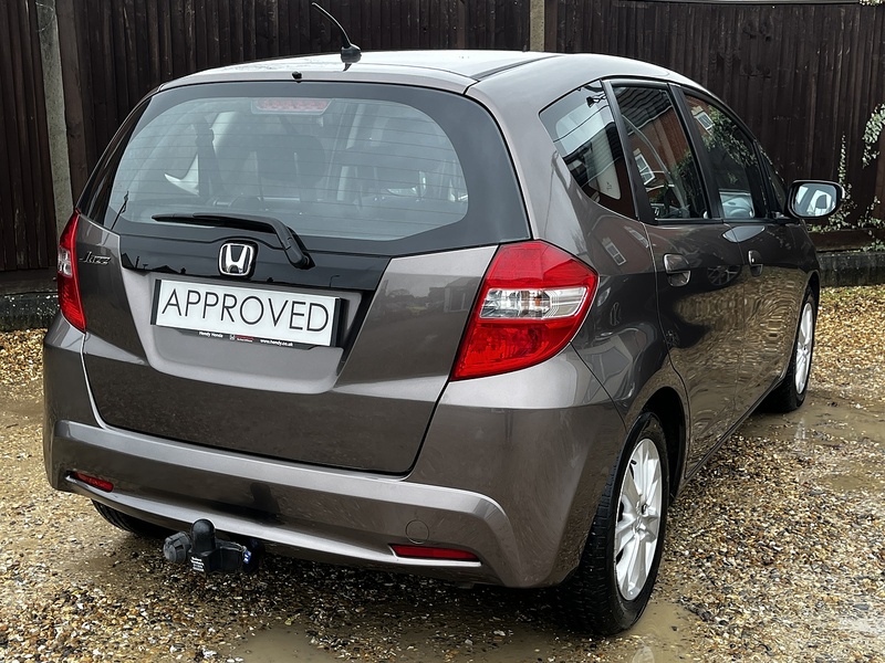 Honda Jazz i-VTEC ES - U238