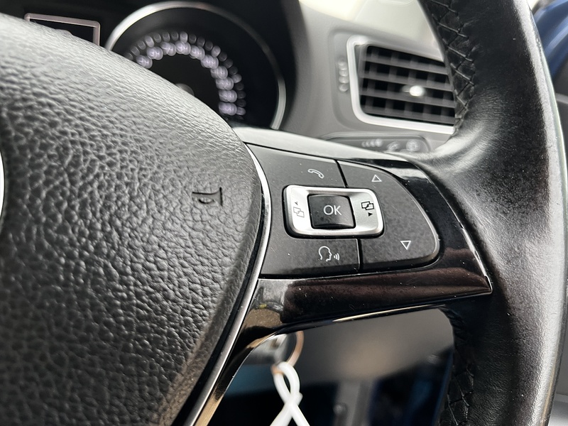 Volkswagen Polo BlueMotion Tech SE - U240