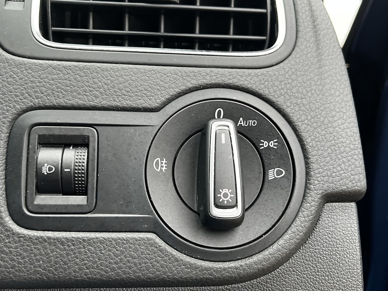 Volkswagen Polo BlueMotion Tech SE - U240