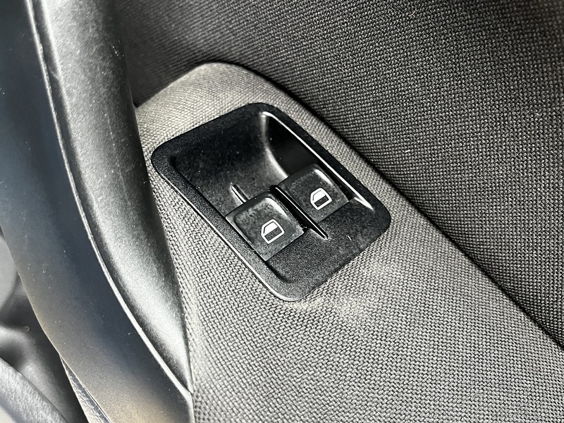 Volkswagen Polo BlueMotion Tech SE - U240