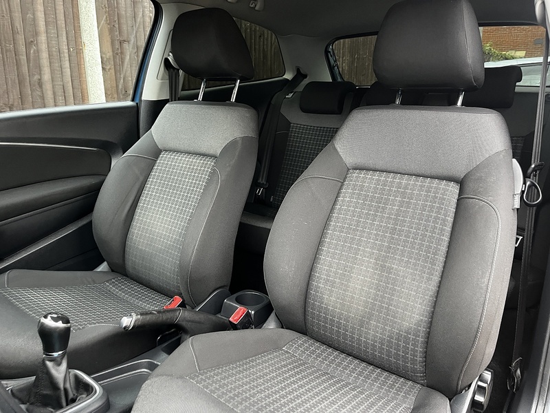 Volkswagen Polo BlueMotion Tech SE - U240