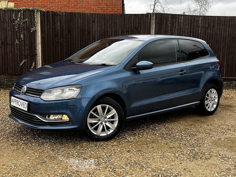 Volkswagen Polo BlueMotion Tech SE - U240