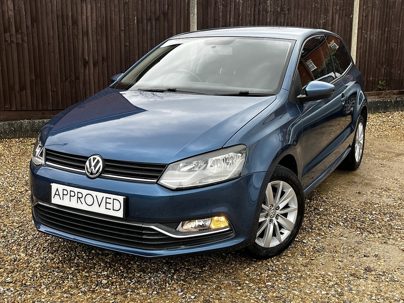 Volkswagen Polo BlueMotion Tech SE - U240