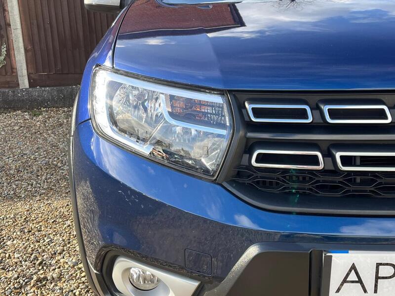 Dacia Sandero Stepway TCe Comfort - U246