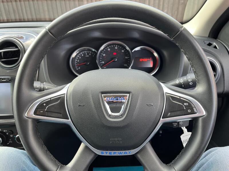 Dacia Sandero Stepway TCe Comfort - U246