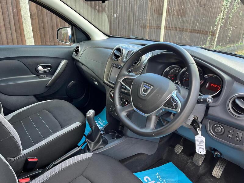 Dacia Sandero Stepway TCe Comfort - U246