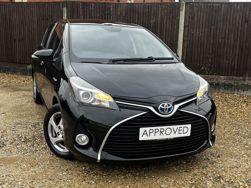 Toyota Yaris VVT-h Icon - U251