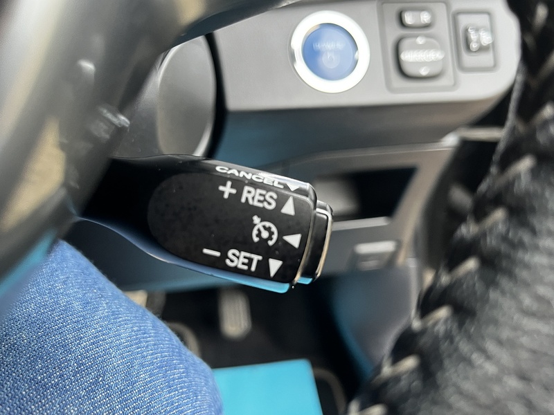 Toyota Yaris VVT-h Icon - U251