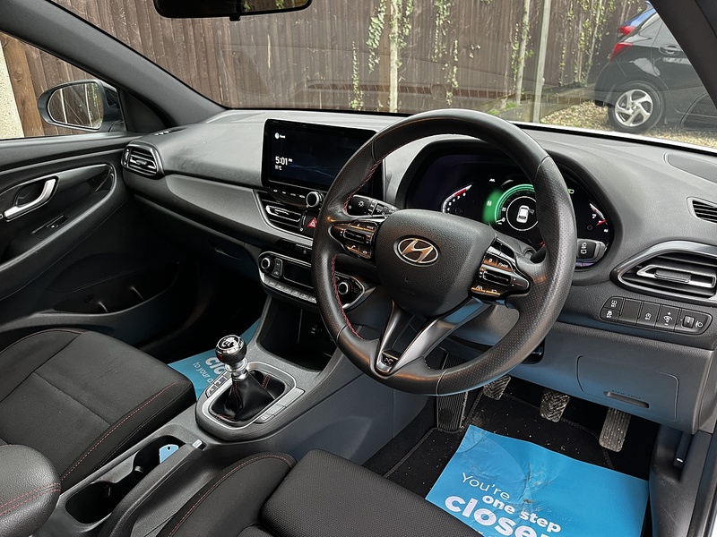 Hyundai i30 N LINE  - U258