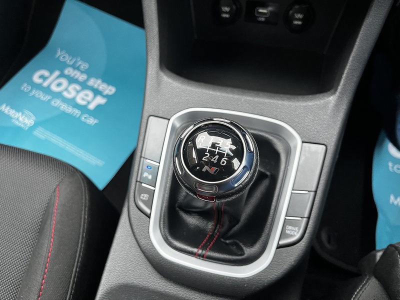 Hyundai i30 N LINE  - U258