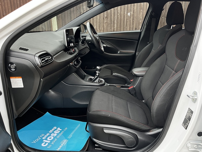 Hyundai i30 N LINE  - U258