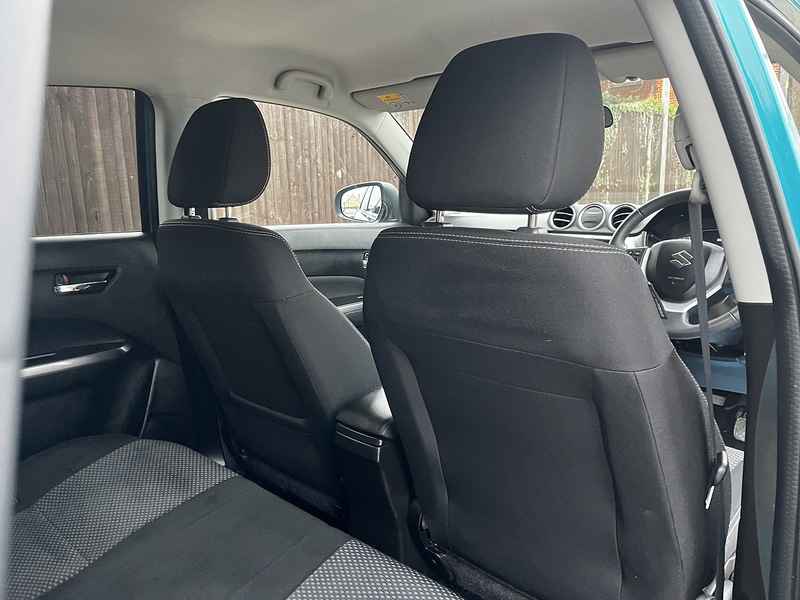 Suzuki Vitara Boosterjet SZ-T - U259