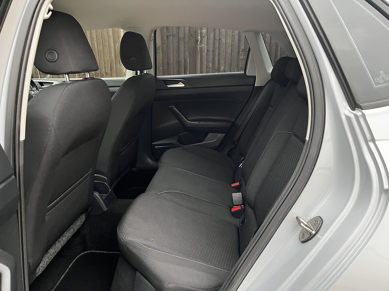 Volkswagen Polo TSI SE - U260