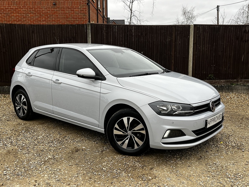 Volkswagen Polo TSI SE - U260