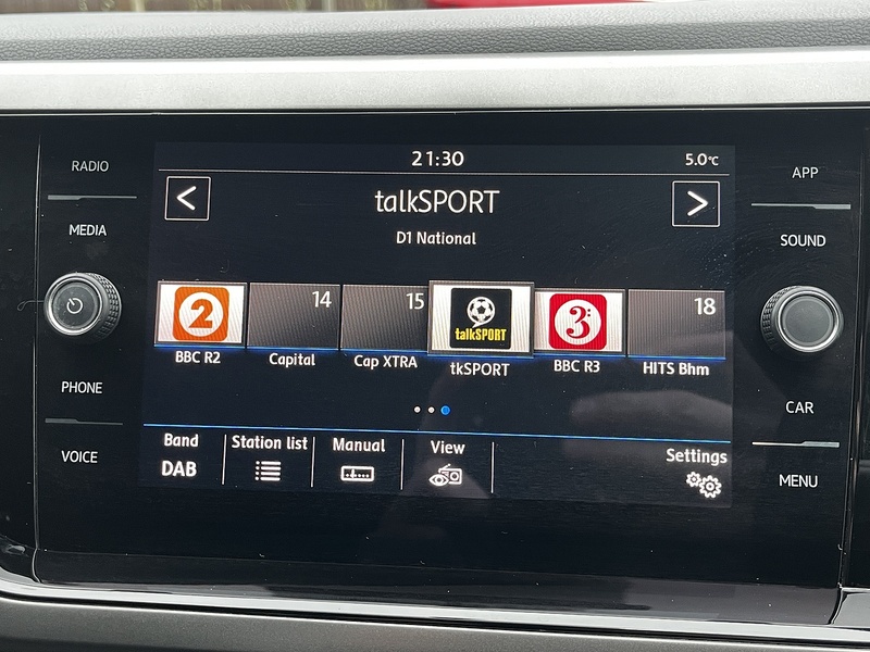 Volkswagen Polo TSI SE - U260