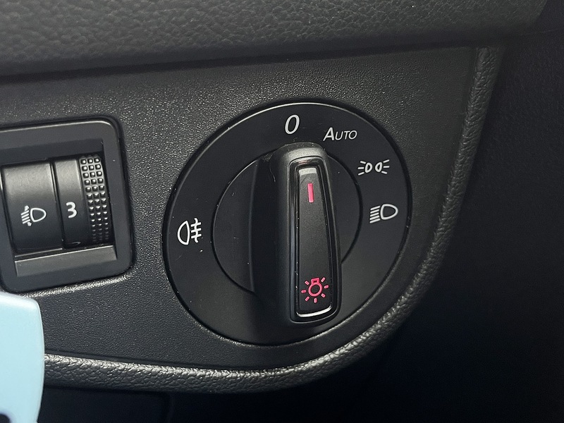 Volkswagen Polo TSI SE - U260