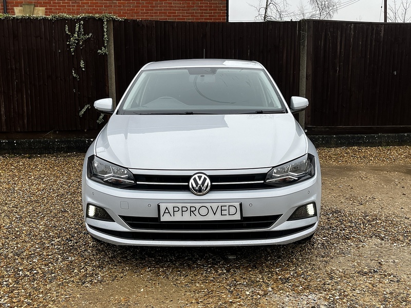 Volkswagen Polo TSI SE - U260