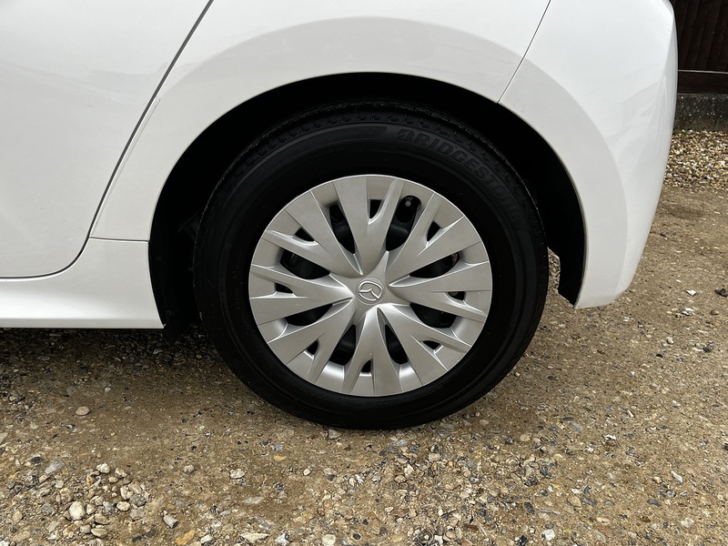 Mazda Mazda2 HYBRID h Pure - U261