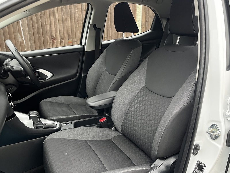 Mazda Mazda2 HYBRID h Pure - U261