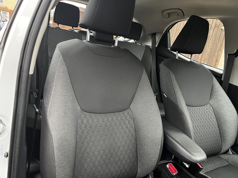 Mazda Mazda2 HYBRID h Pure - U261