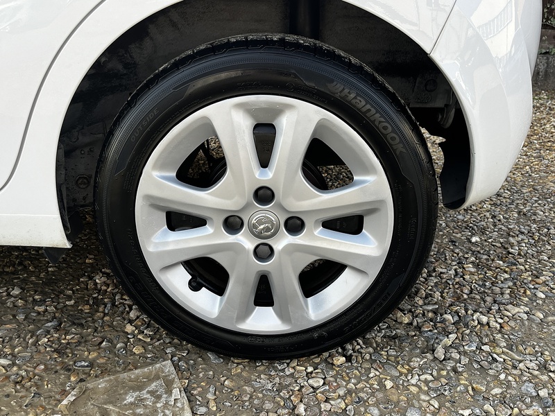 Vauxhall Viva i SE - U265