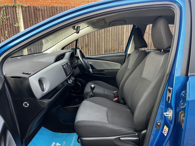Toyota Yaris Dual VVT-i Icon - U266