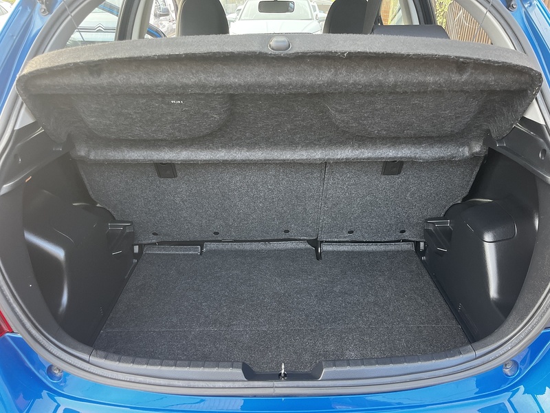 Toyota Yaris Dual VVT-i Icon - U266