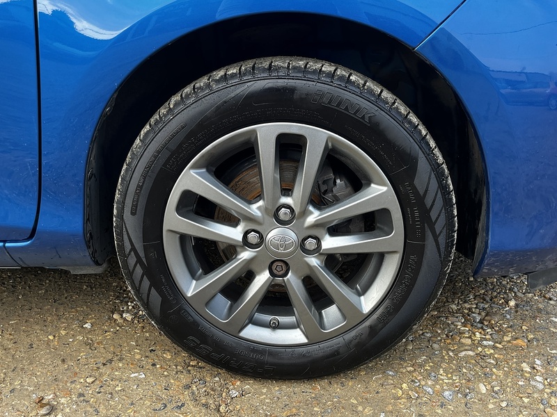 Toyota Yaris Dual VVT-i Icon - U266