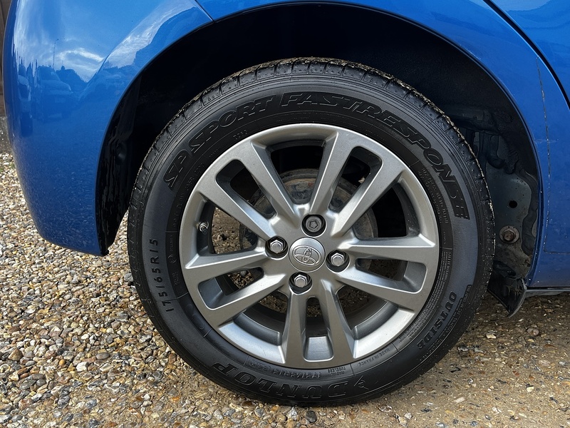 Toyota Yaris Dual VVT-i Icon - U266