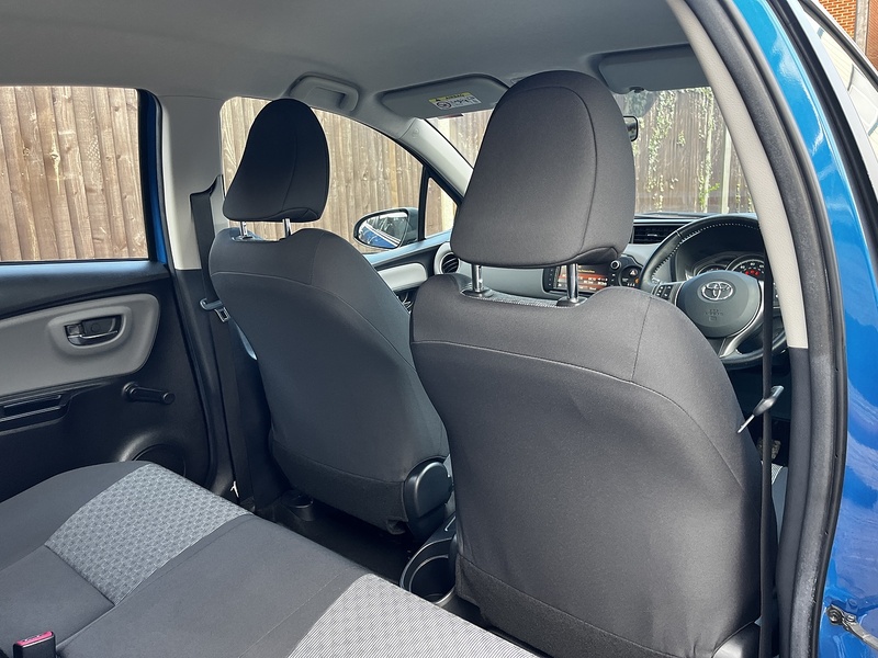 Toyota Yaris Dual VVT-i Icon - U266