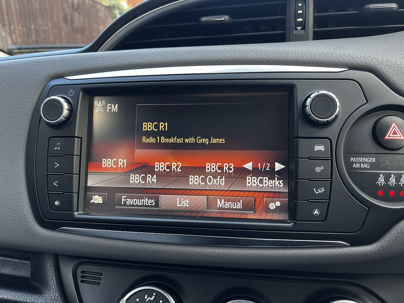 Toyota Yaris Dual VVT-i Icon - U266