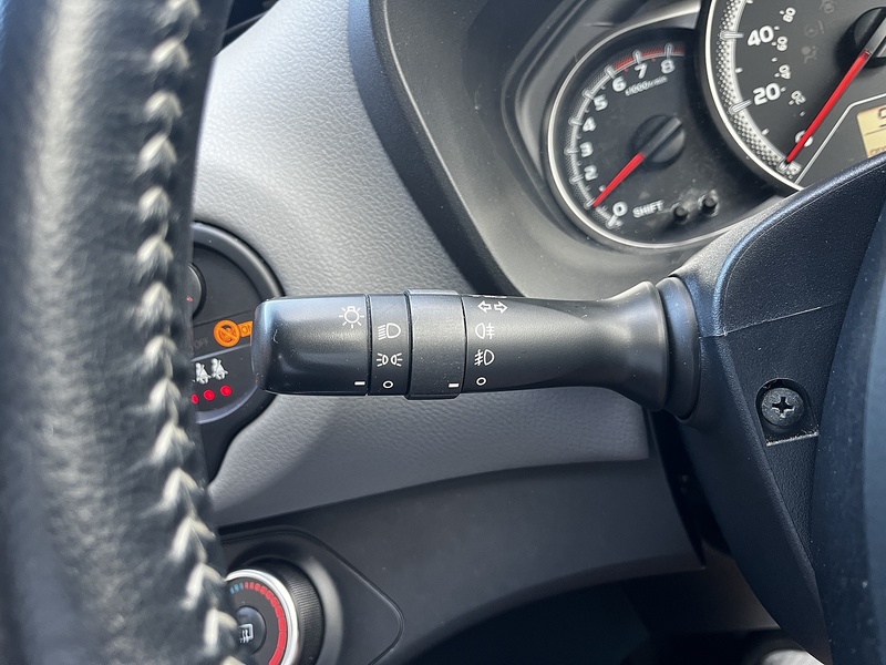 Toyota Yaris Dual VVT-i Icon - U266