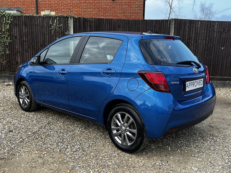 Toyota Yaris Dual VVT-i Icon - U266