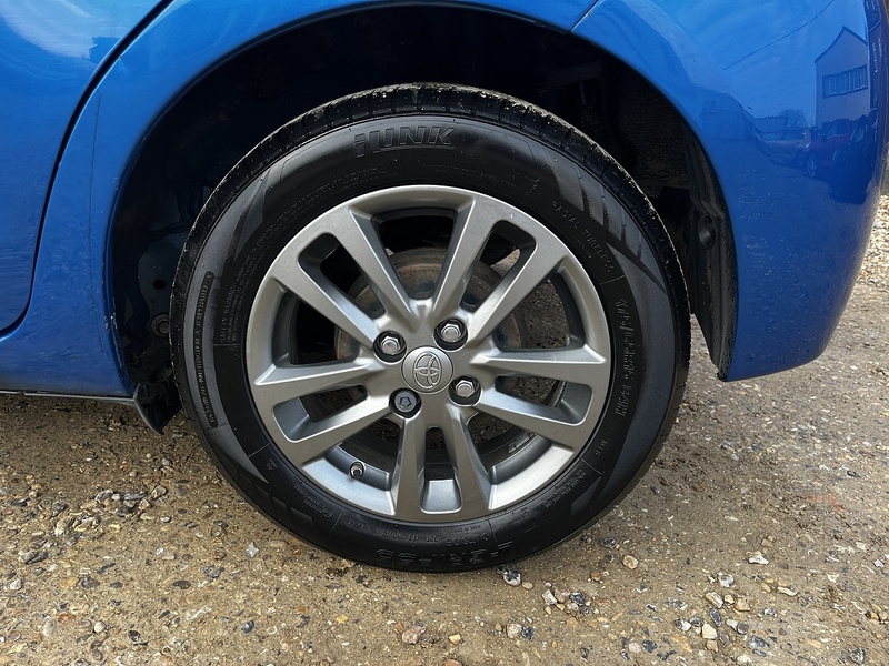 Toyota Yaris Dual VVT-i Icon - U266